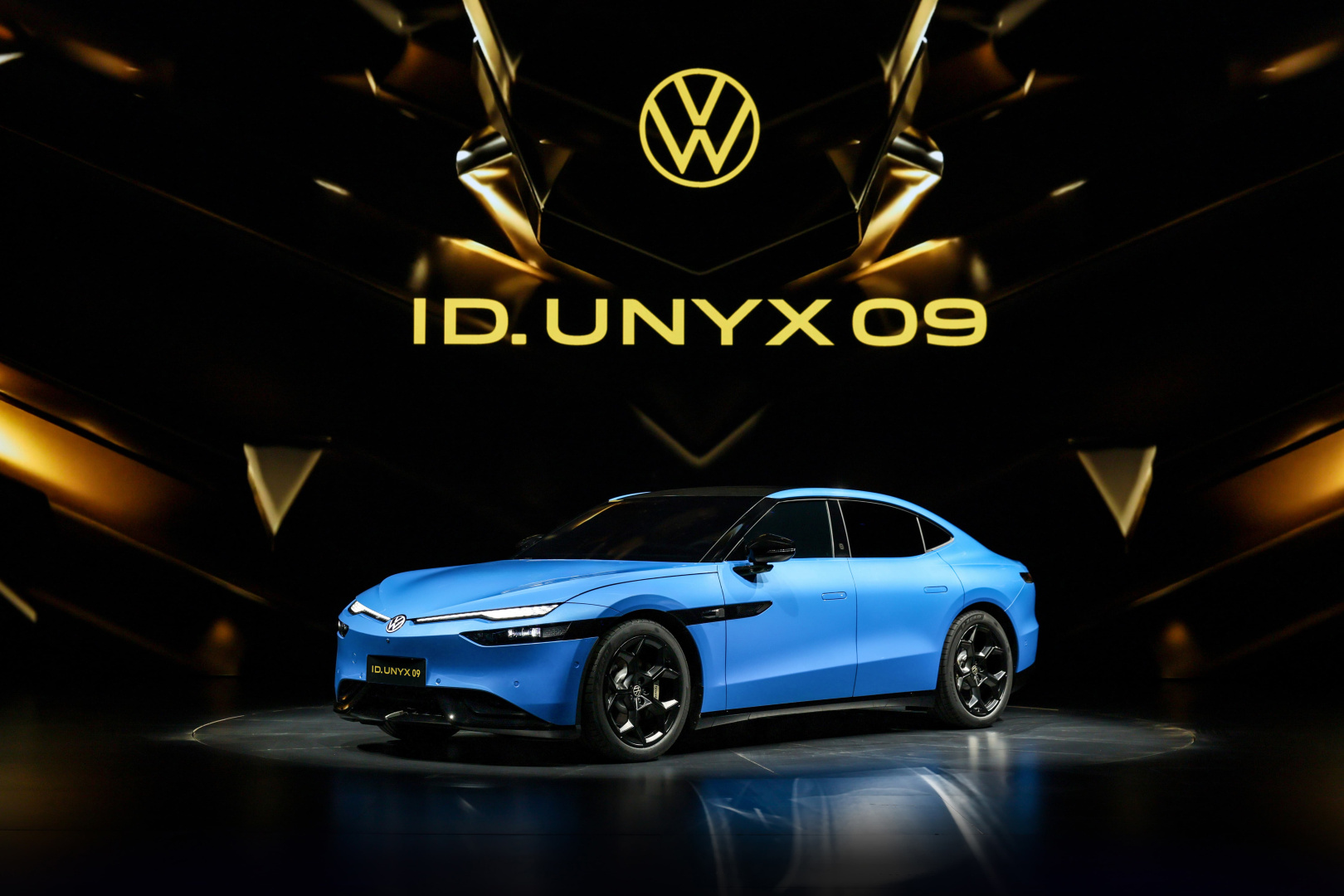 SMALL_84688879162361008707